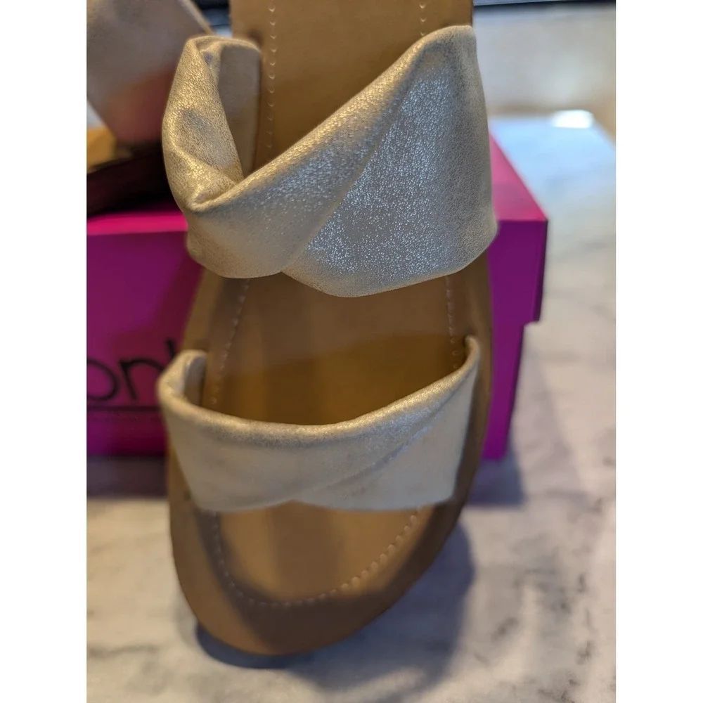 Corkys With A Twist Sandal Women 10 Gold New Metallic Double Strap Slide